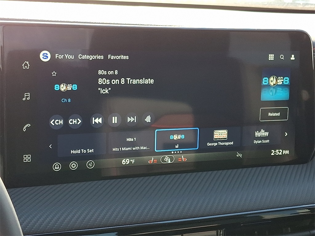 2026 Nissan Kicks SR - Photo 12