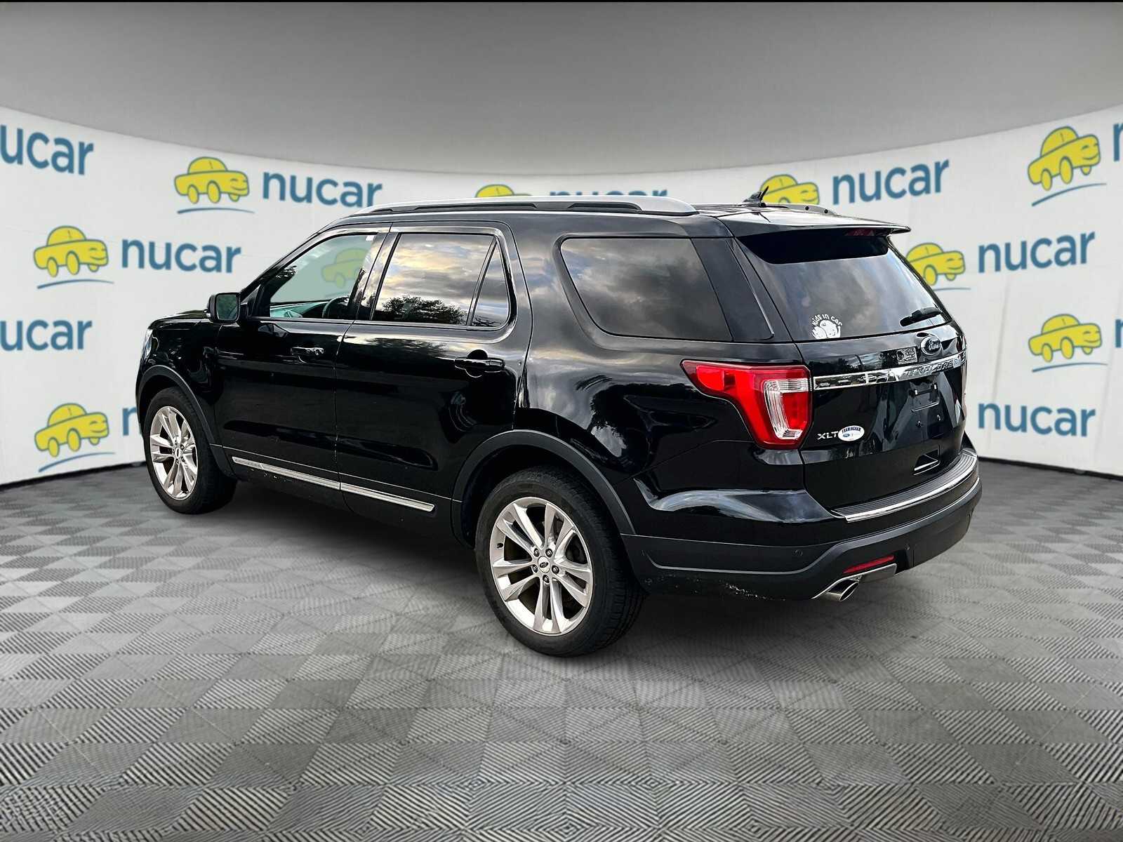 2018 Ford Explorer XLT - Photo 3