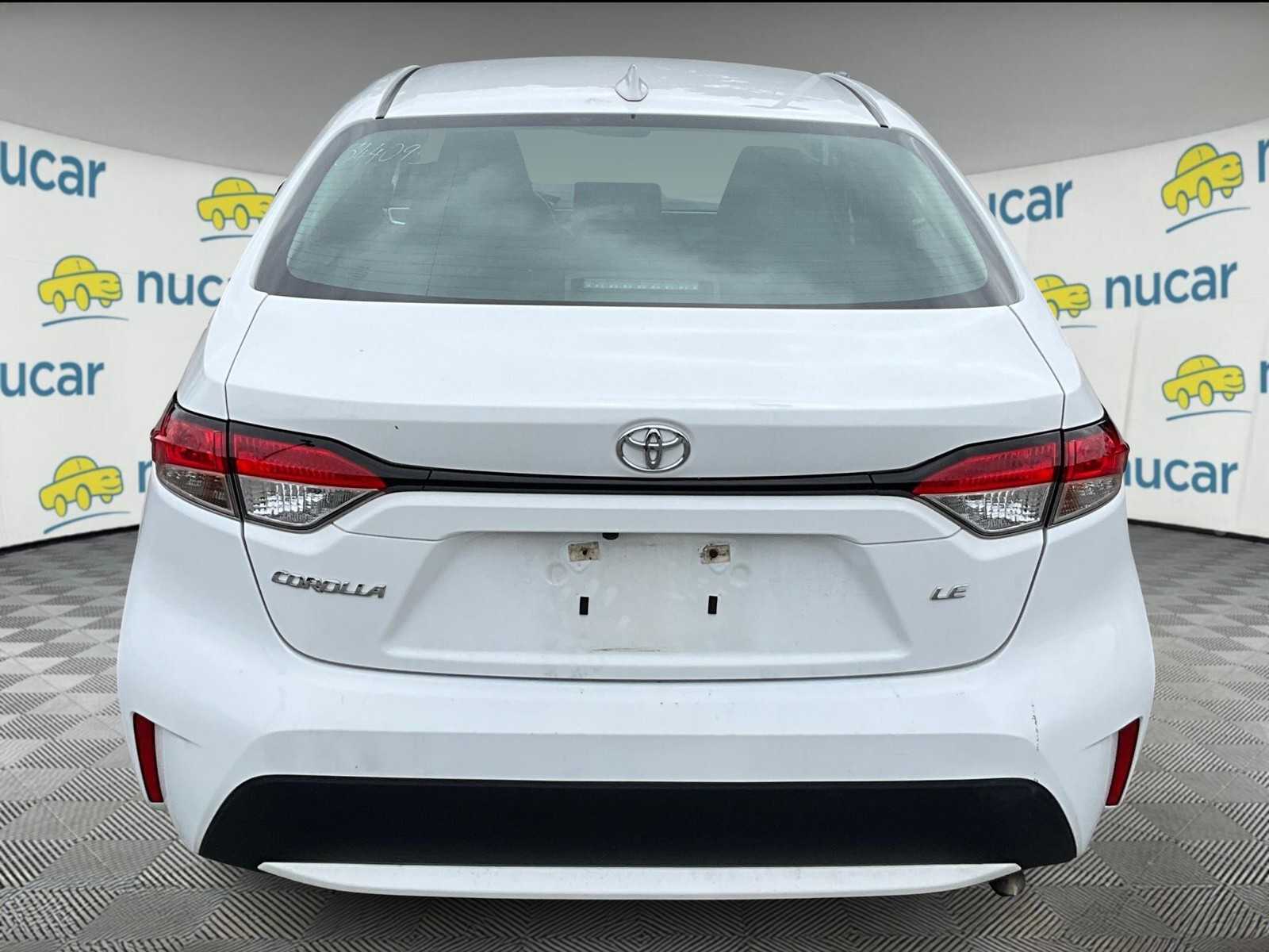 2022 Toyota Corolla LE - Photo 3