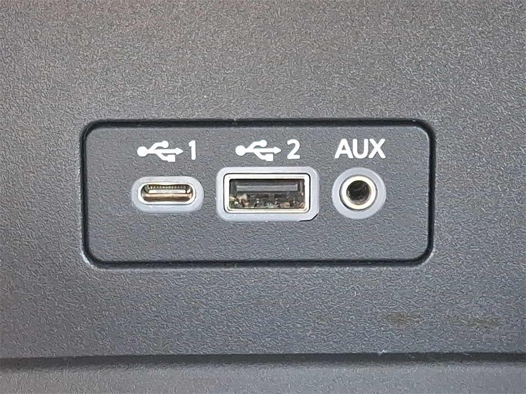 2020 Nissan Sentra SV - Photo 23