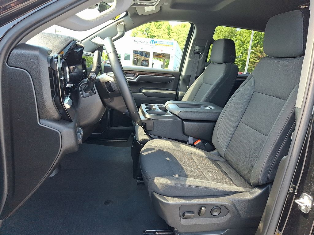 2026 Chevrolet Silverado 1500 RST - Photo 14