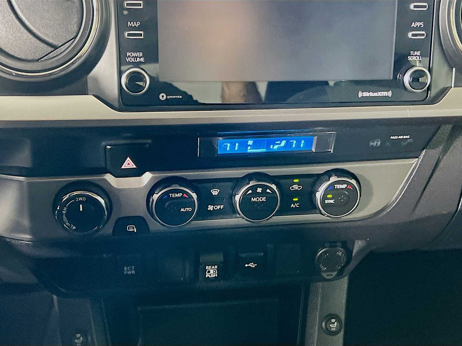 2022 Toyota Tacoma SR5 - Photo 15