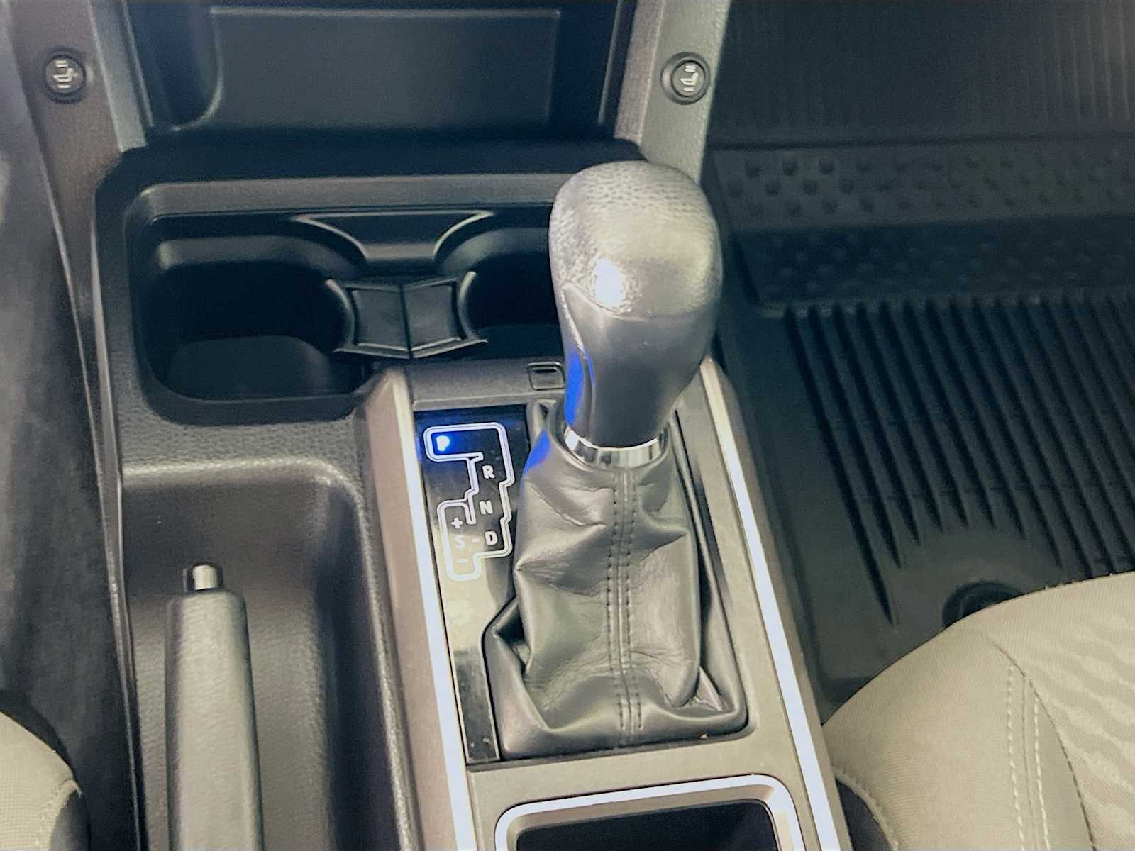 2022 Toyota Tacoma SR5 - Photo 16