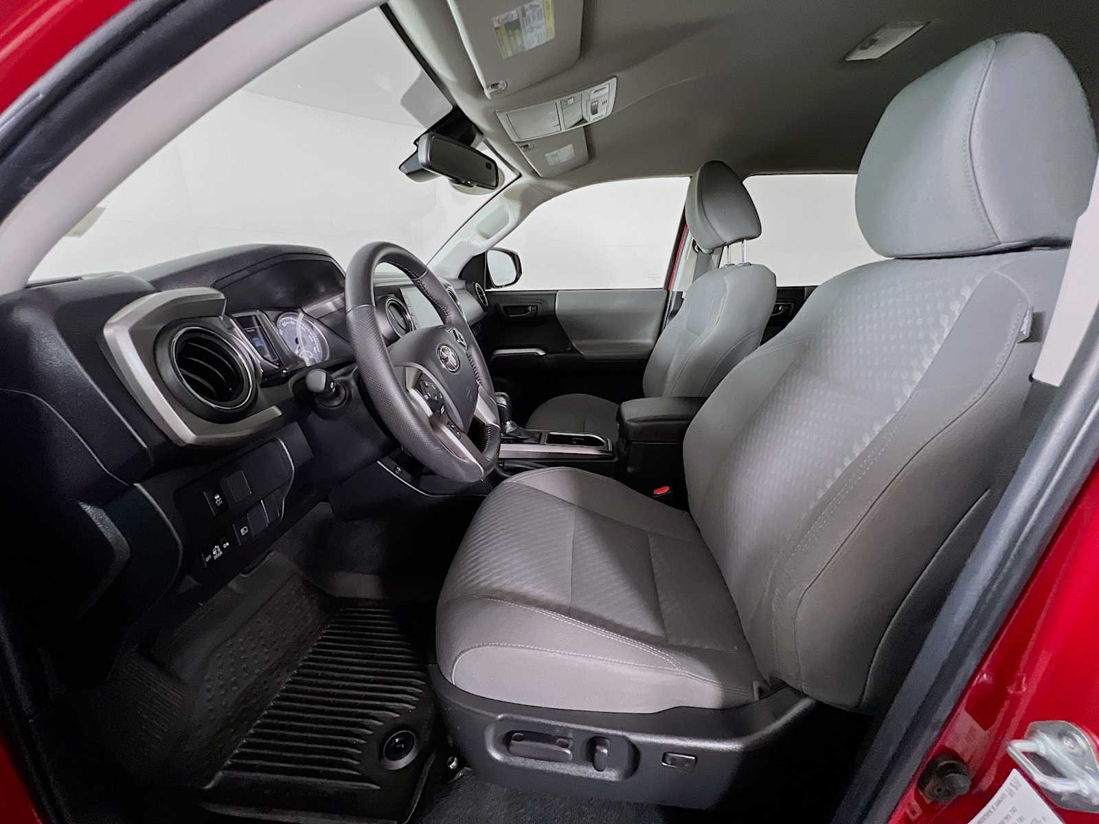 2022 Toyota Tacoma SR5 - Photo 20