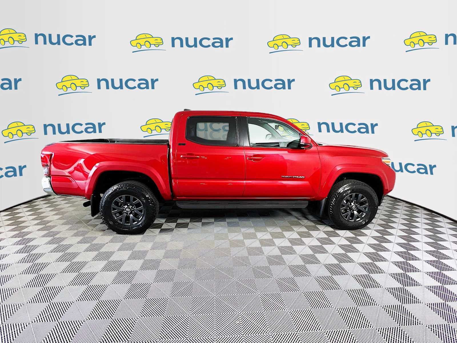 2022 Toyota Tacoma SR5 - Photo 8