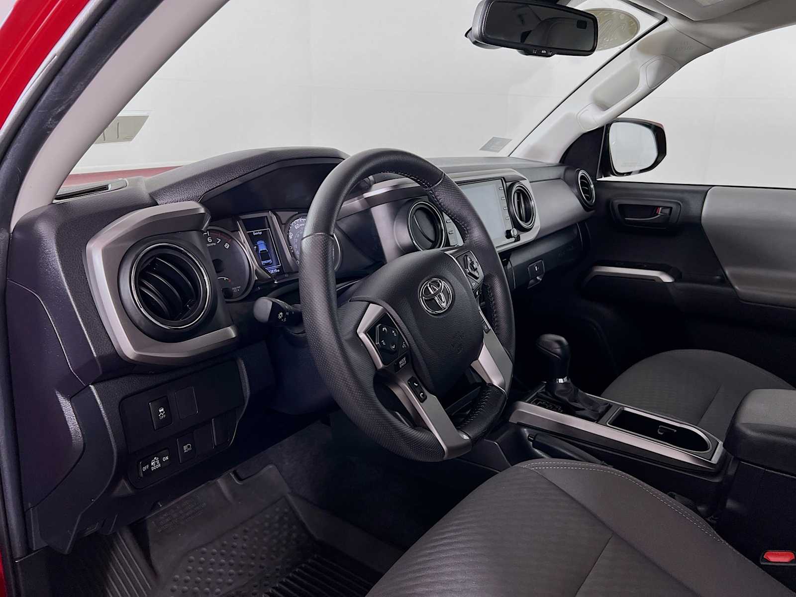 2022 Toyota Tacoma SR5 - Photo 9