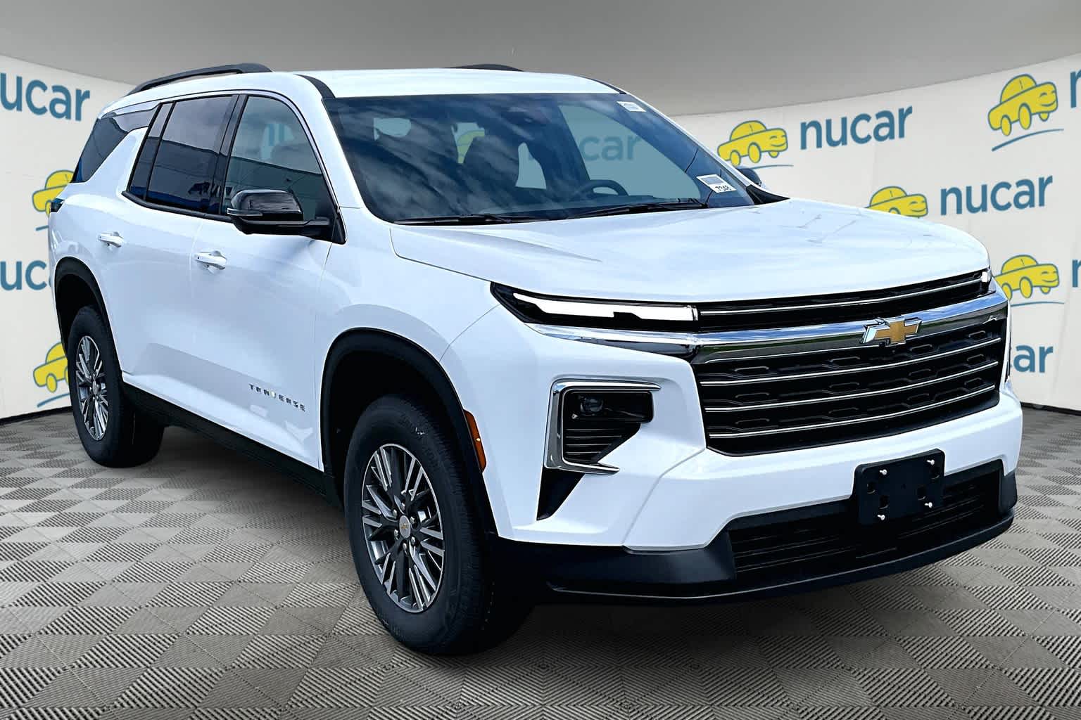 2025 Chevrolet Traverse AWD LT