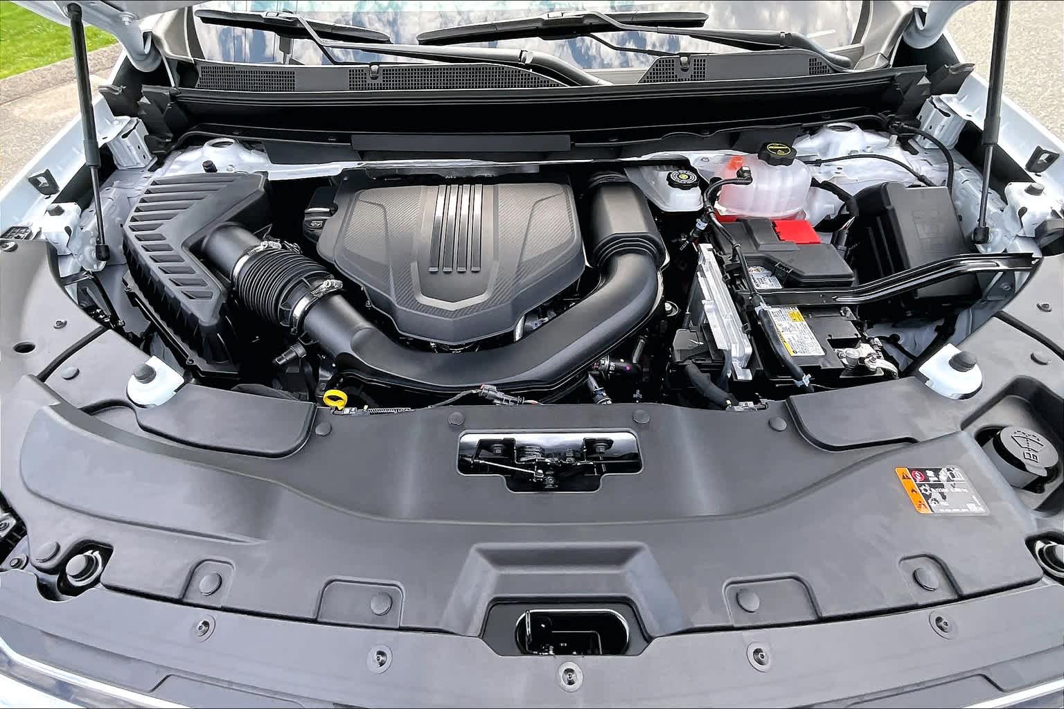 2025 Chevrolet Traverse AWD LT - Photo 16