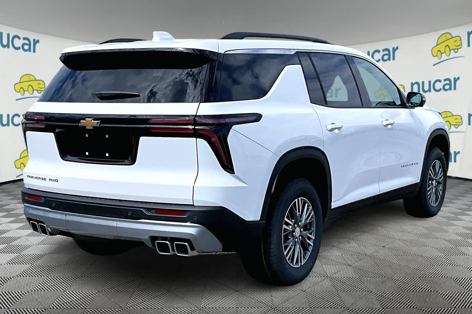 2025 Chevrolet Traverse AWD LT - Photo 7