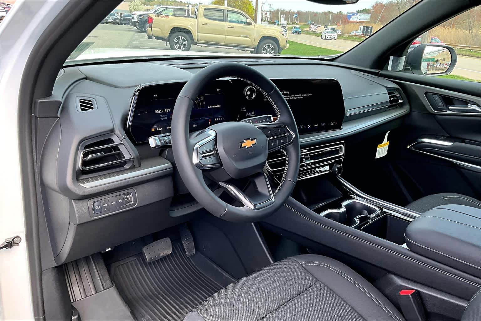 2025 Chevrolet Traverse AWD LT - Photo 9