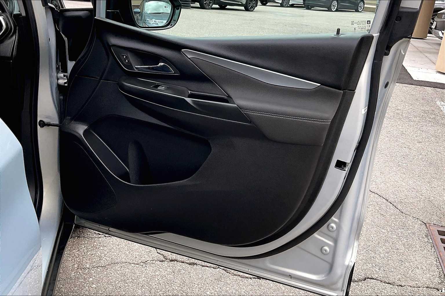 2023 Chevrolet Bolt EV 1LT - Photo 12