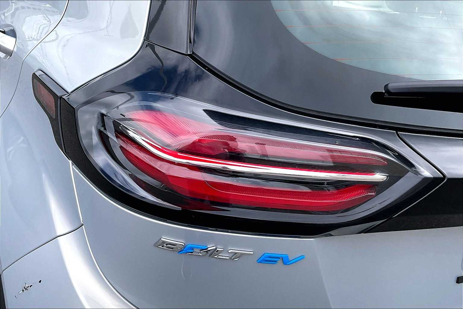 2023 Chevrolet Bolt EV 1LT - Photo 33