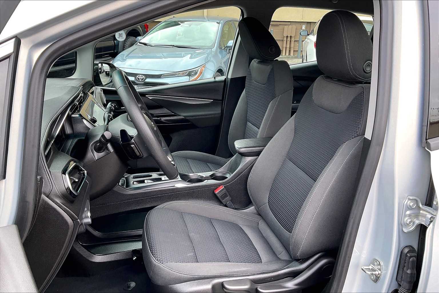 2023 Chevrolet Bolt EV 1LT - Photo 10