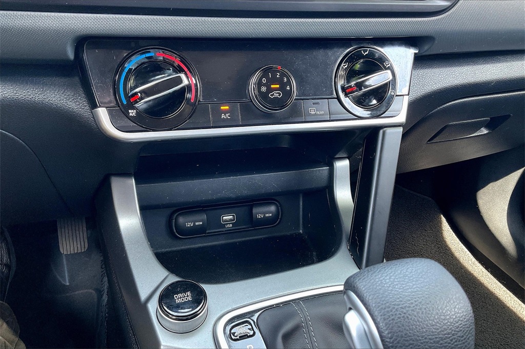 2022 Kia Seltos LX - Photo 25