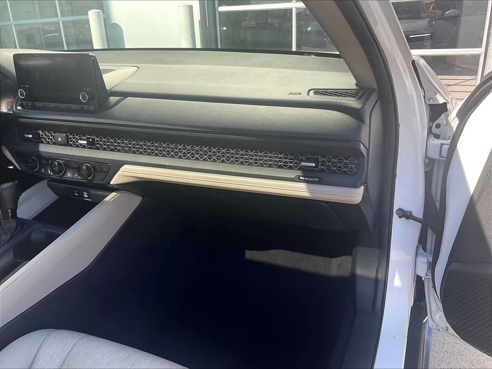 2023 Honda Accord EX - Photo 13