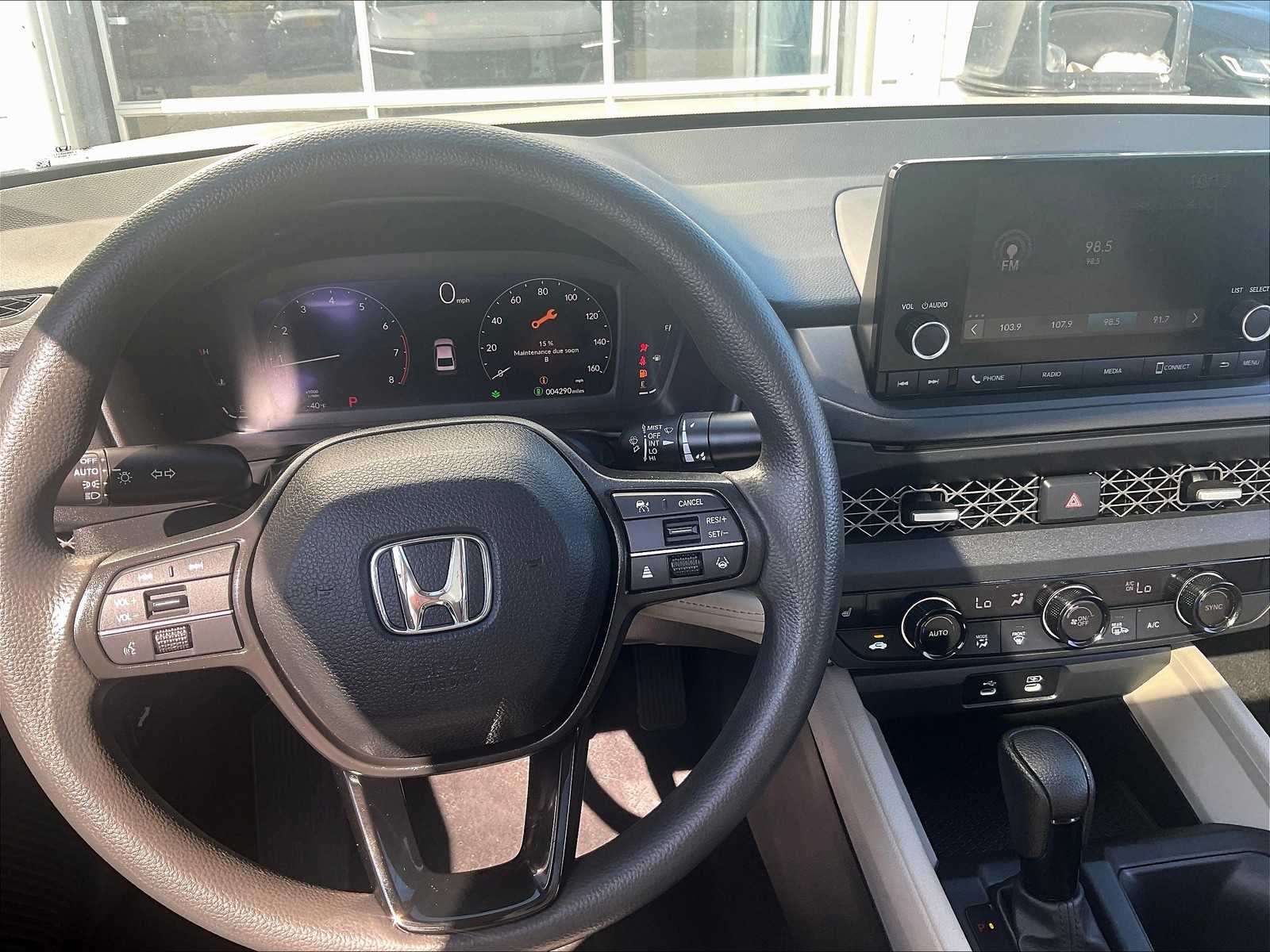 2023 Honda Accord EX - Photo 18