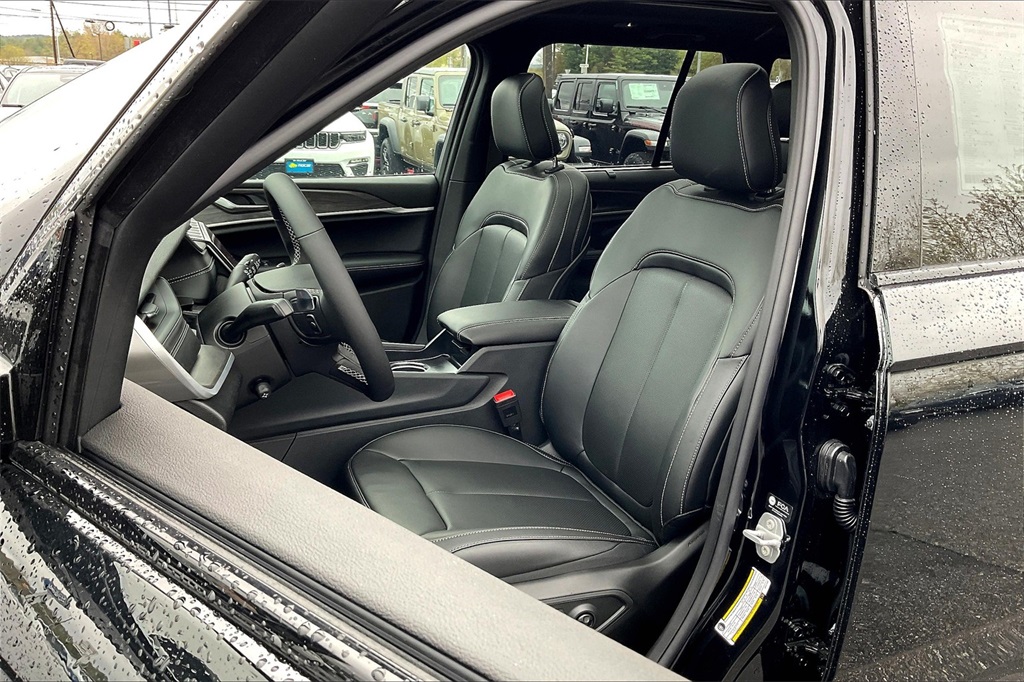 2025 Jeep Grand Cherokee Limited - Photo 11
