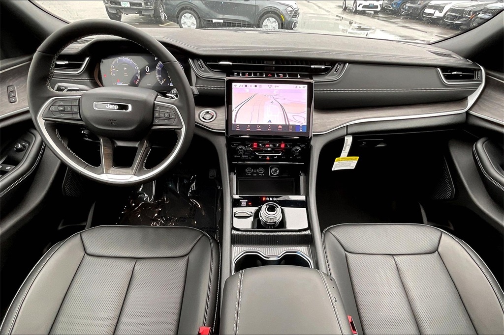 2025 Jeep Grand Cherokee Limited - Photo 12
