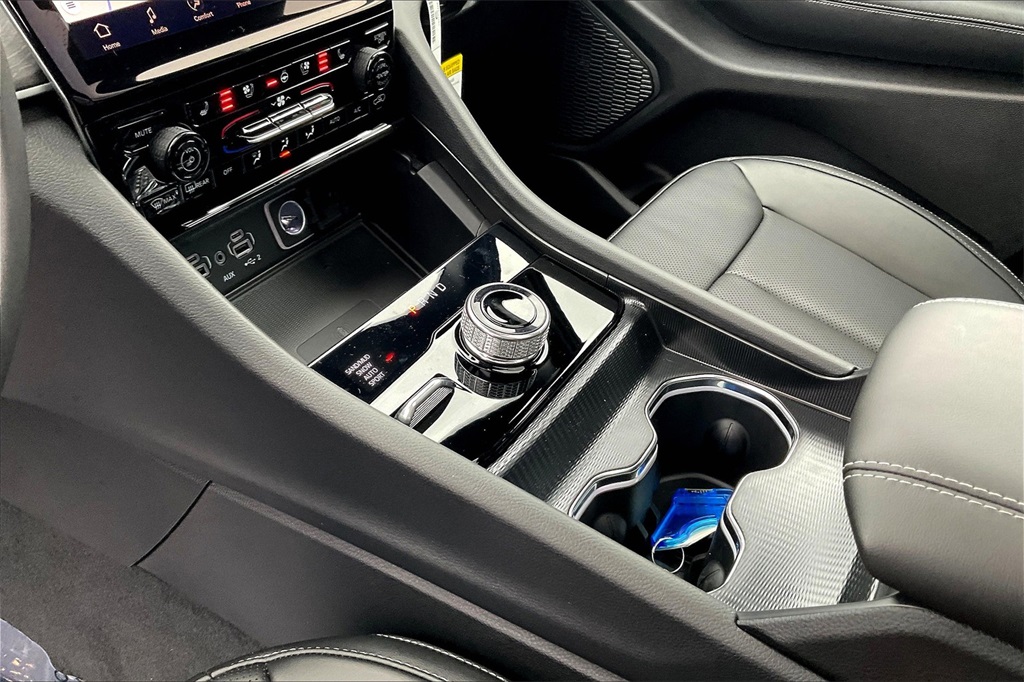 2025 Jeep Grand Cherokee Limited - Photo 14