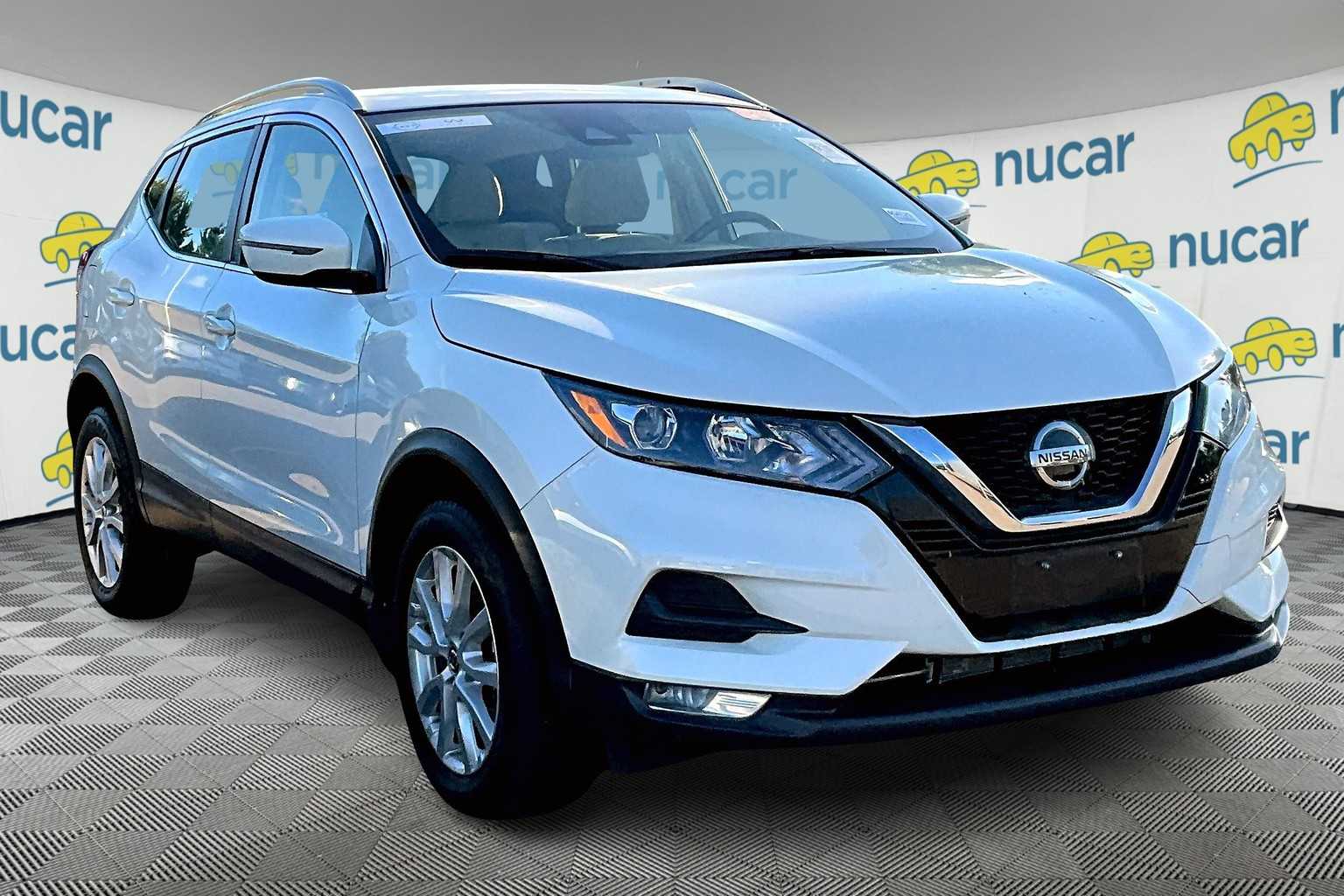 2022 Nissan Rogue Sport SV