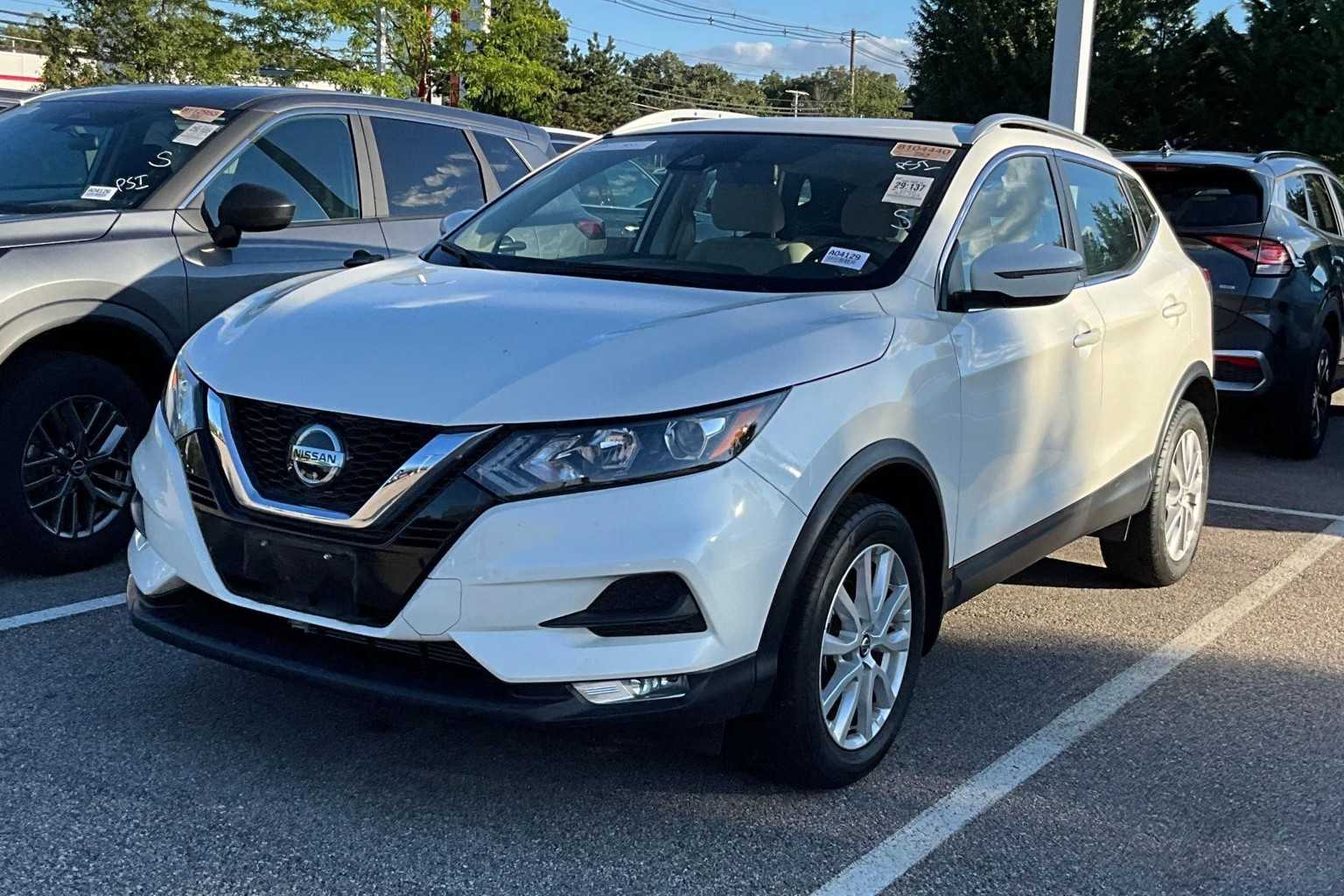 2022 Nissan Rogue Sport SV - Photo 3