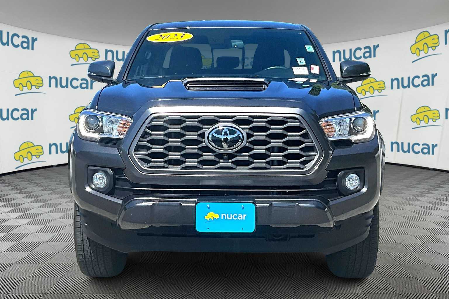2023 Toyota Tacoma TRD Sport - Photo 2