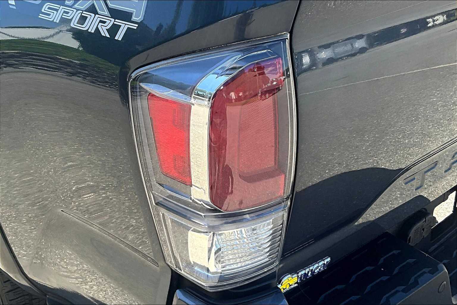 2023 Toyota Tacoma TRD Sport - Photo 35