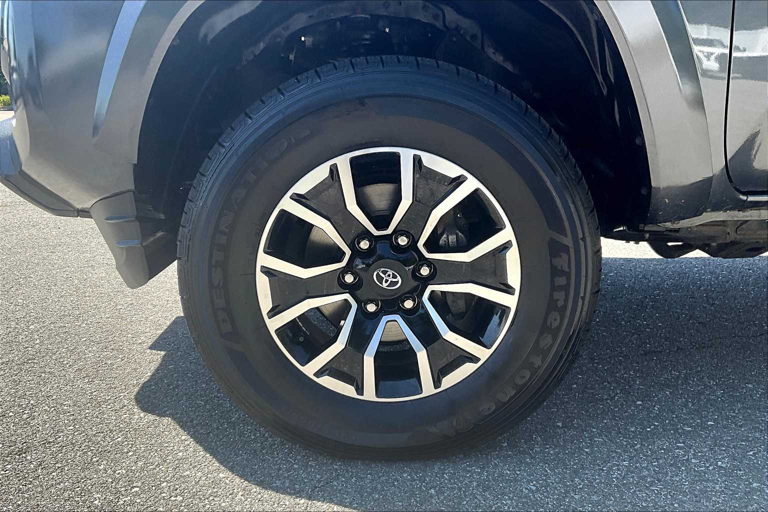 2023 Toyota Tacoma TRD Sport - Photo 7