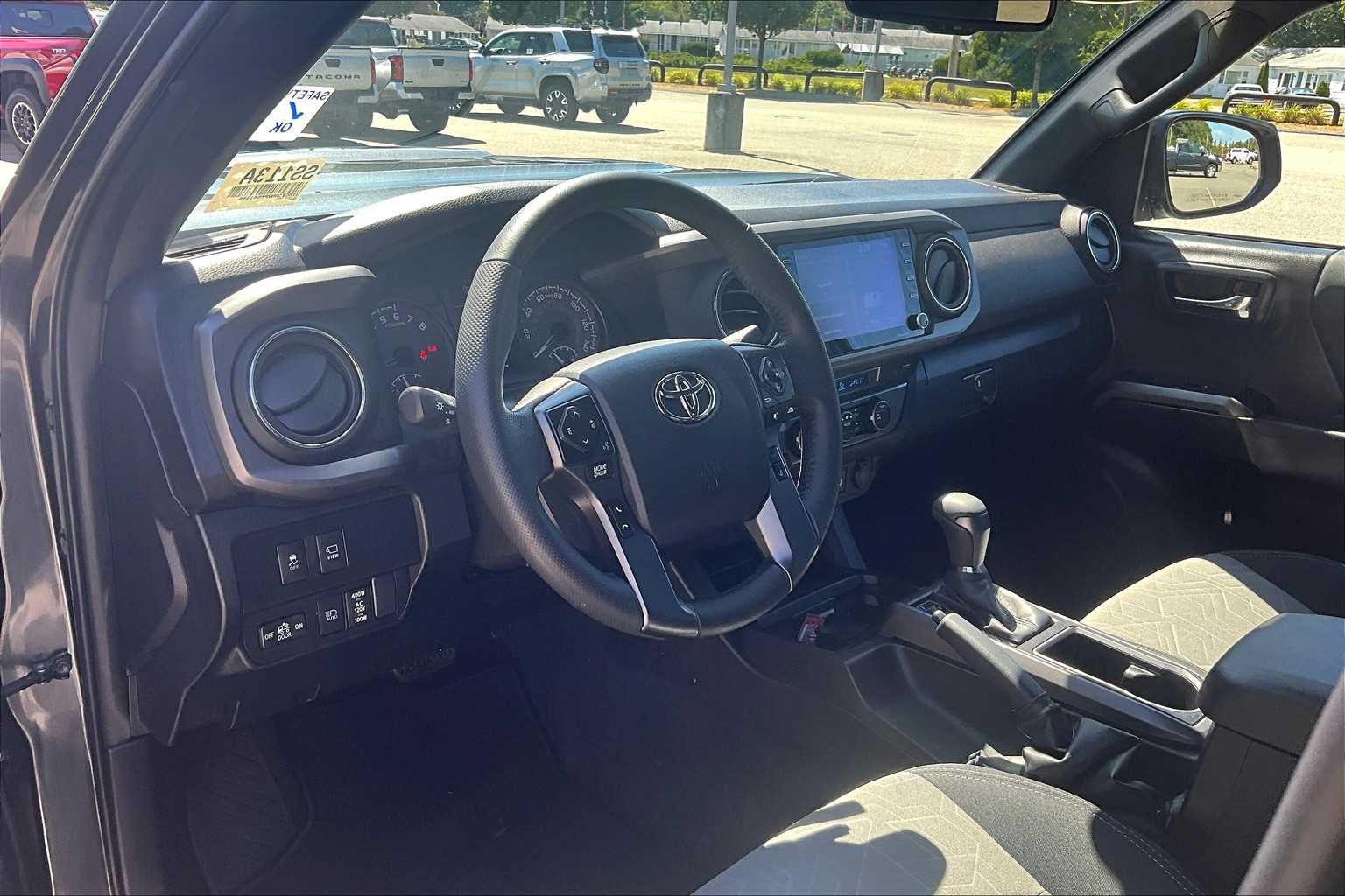 2023 Toyota Tacoma TRD Sport - Photo 8