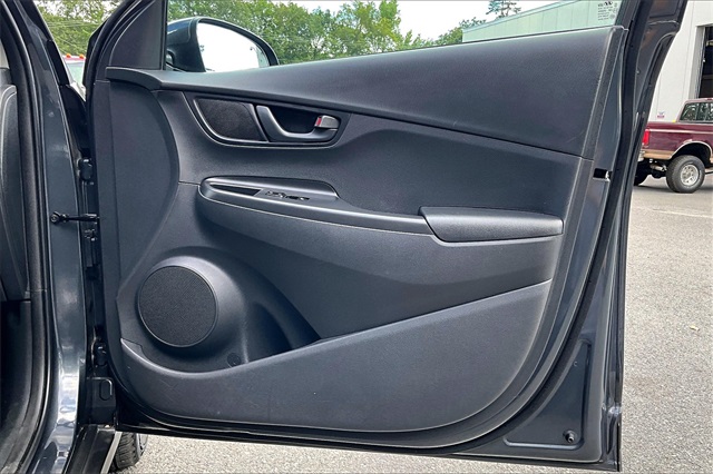 2023 Hyundai Kona SEL - Photo 19