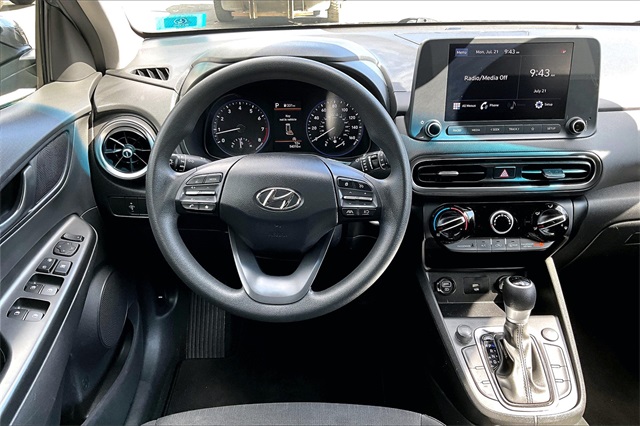 2023 Hyundai Kona SEL - Photo 5