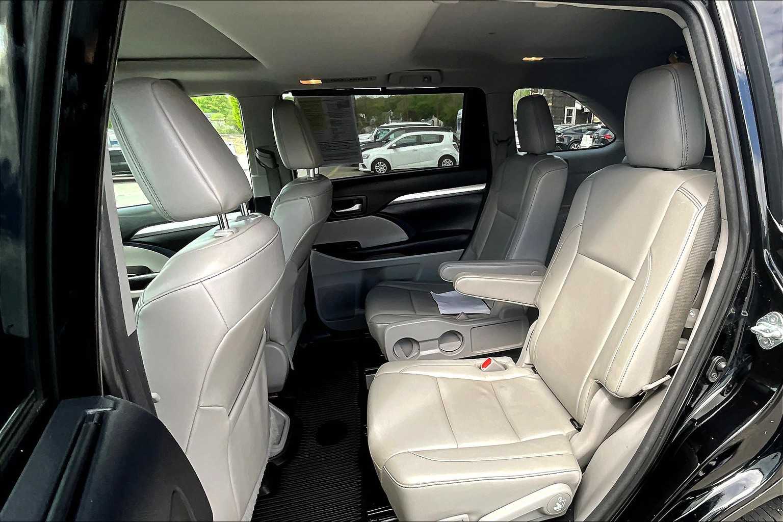 2018 Toyota Highlander XLE - Photo 15