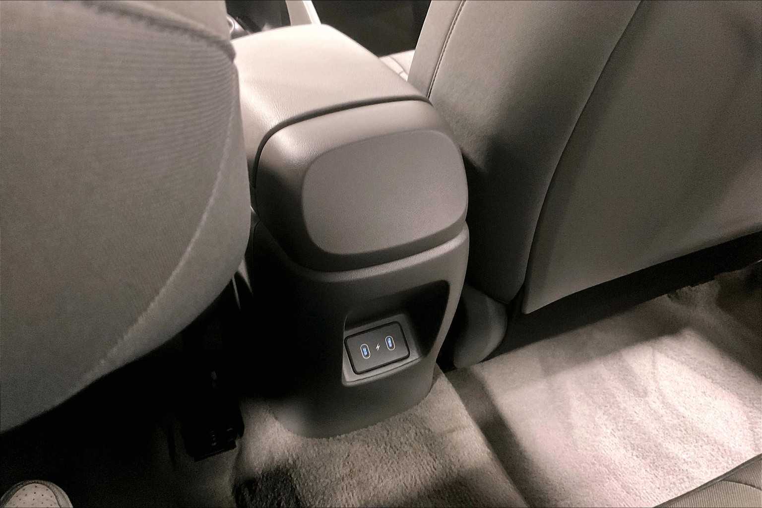 2024 Hyundai Elantra SE - Photo 27