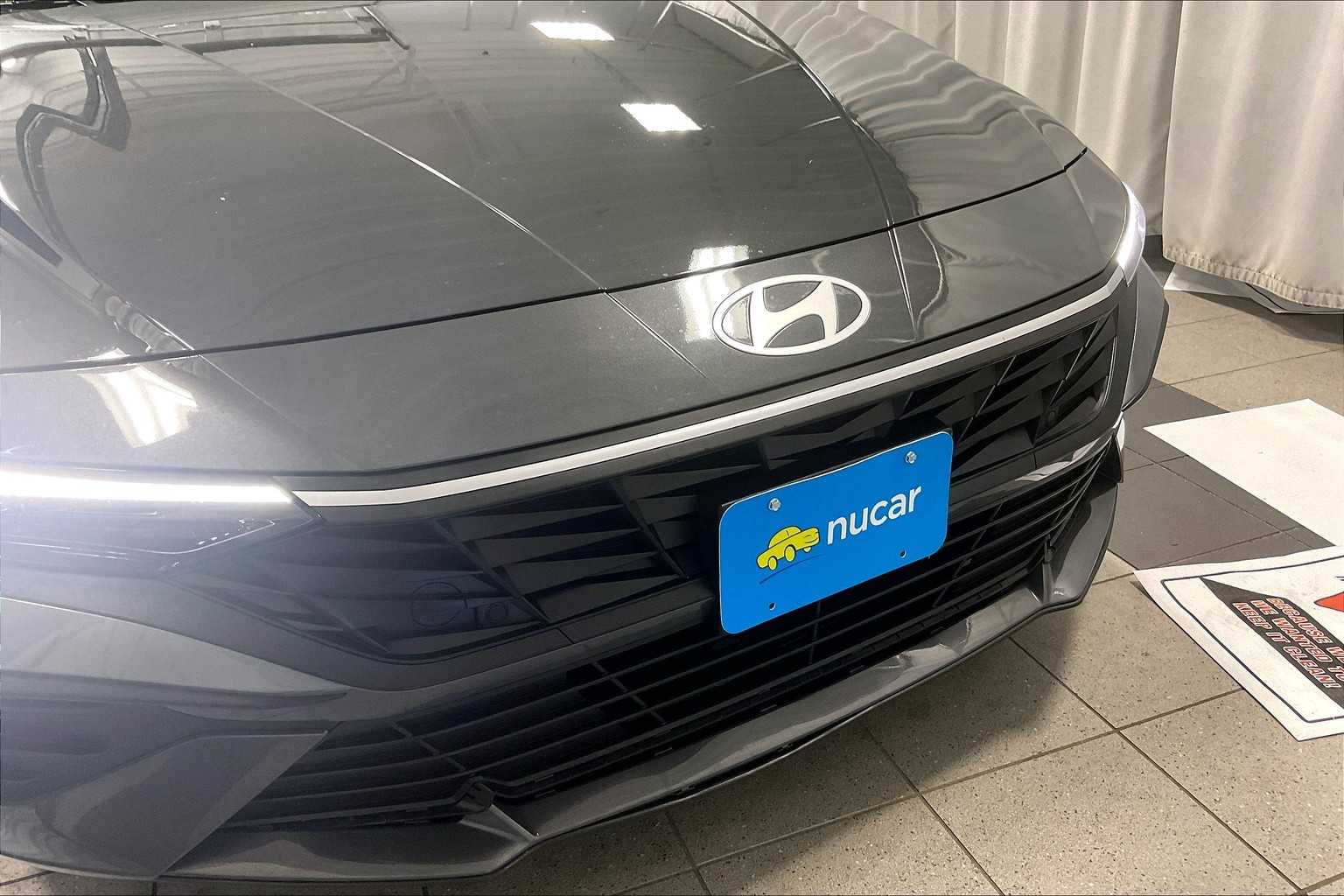 2024 Hyundai Elantra SE - Photo 31