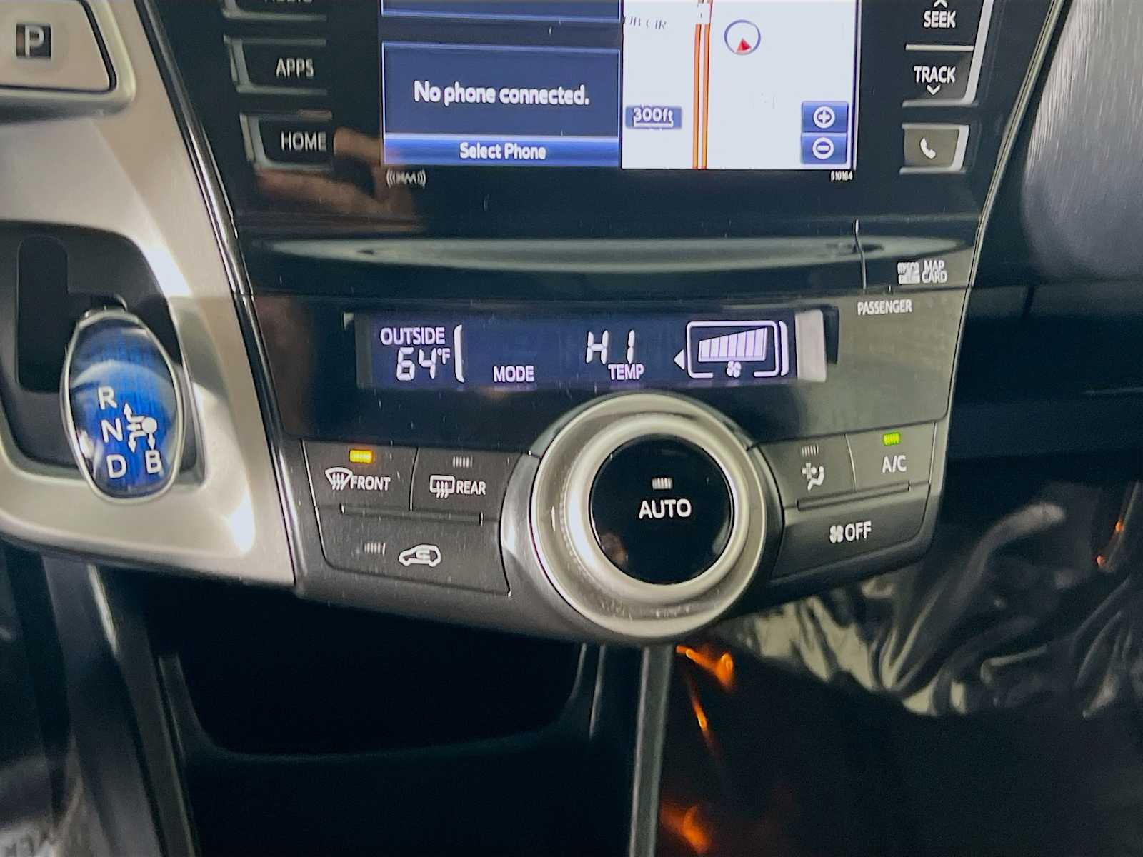 2017 Toyota Prius V Four - Photo 16