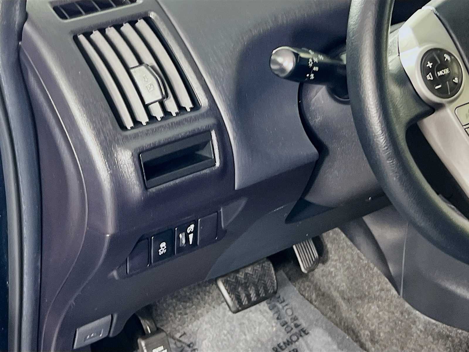 2017 Toyota Prius V Four - Photo 10