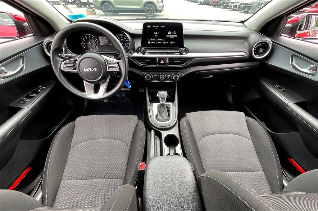 2023 Kia Forte LXS - Photo 20