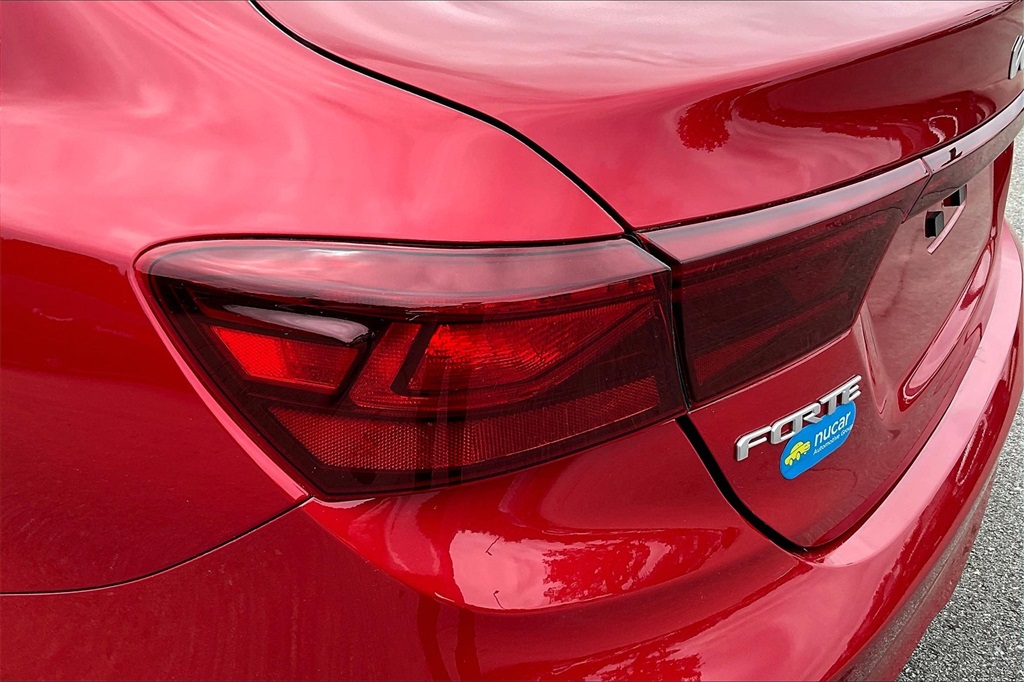 2023 Kia Forte LXS - Photo 29