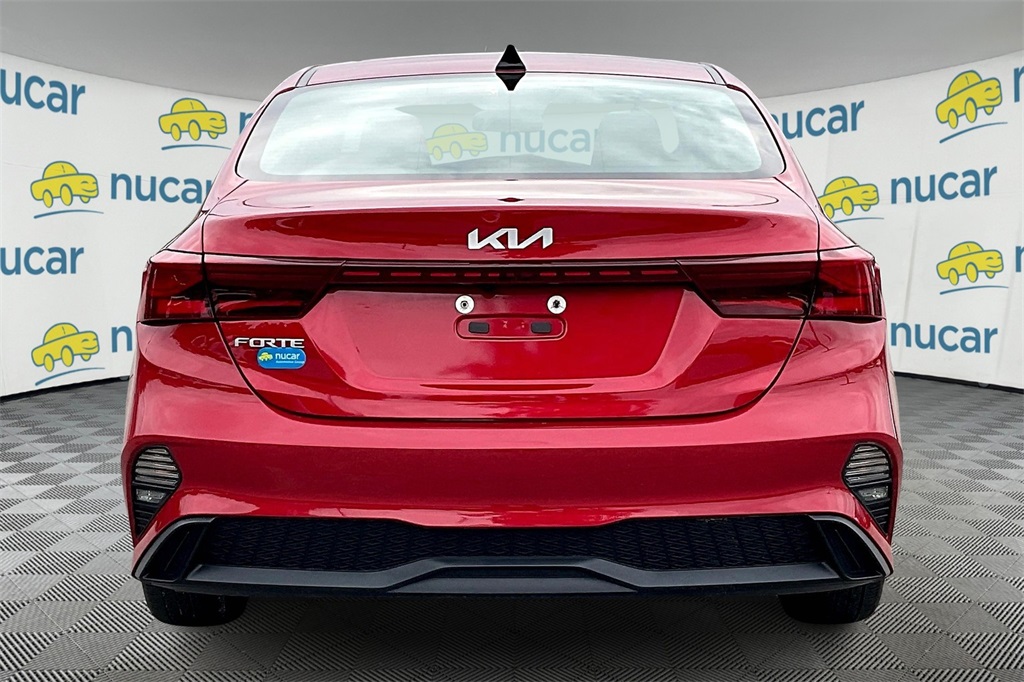 2023 Kia Forte LXS - Photo 5