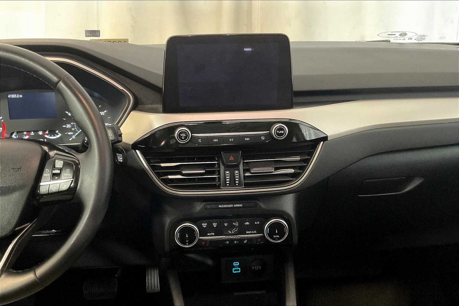 2022 Ford Escape SE - Photo 18