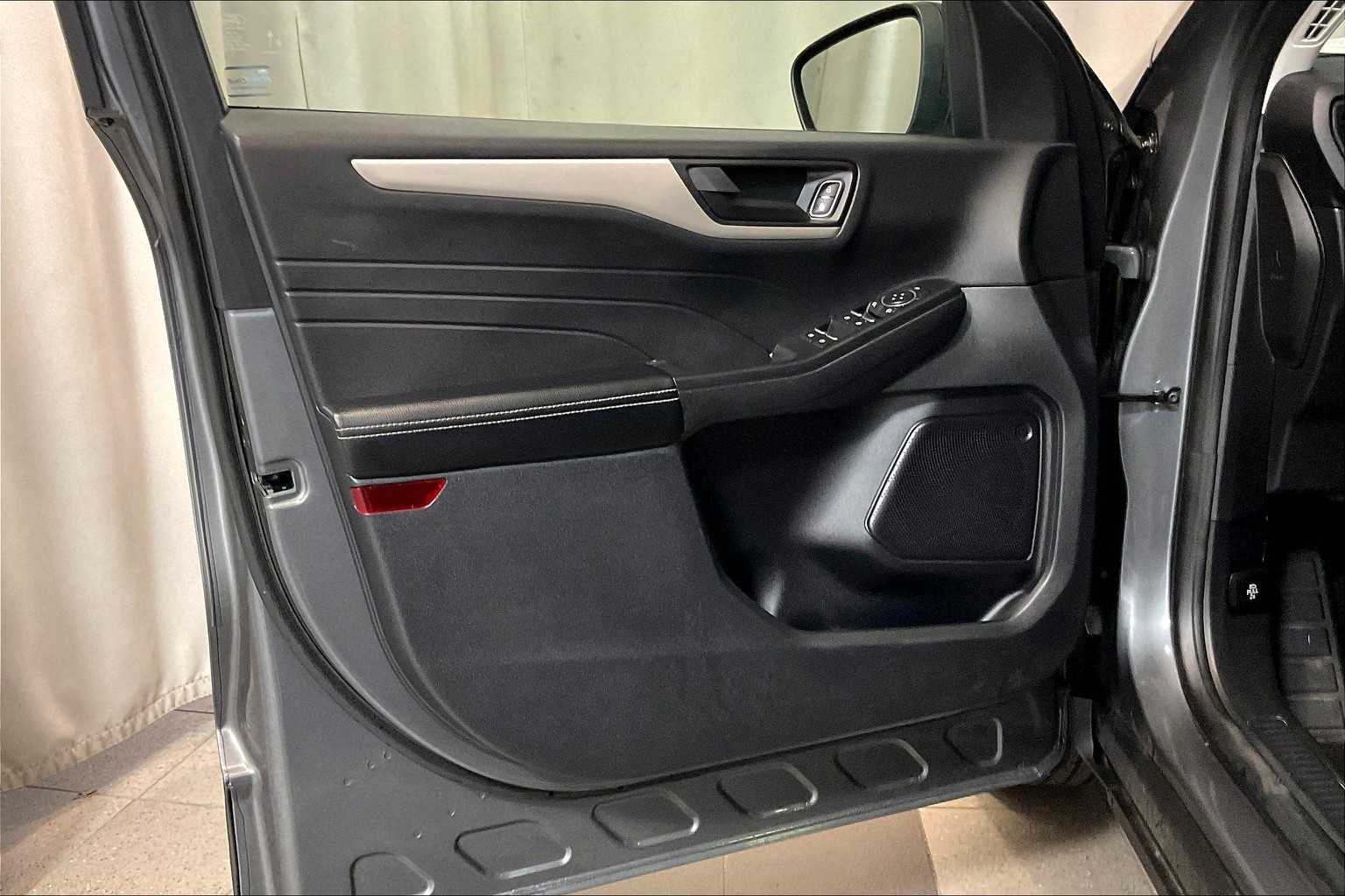 2022 Ford Escape SE - Photo 9