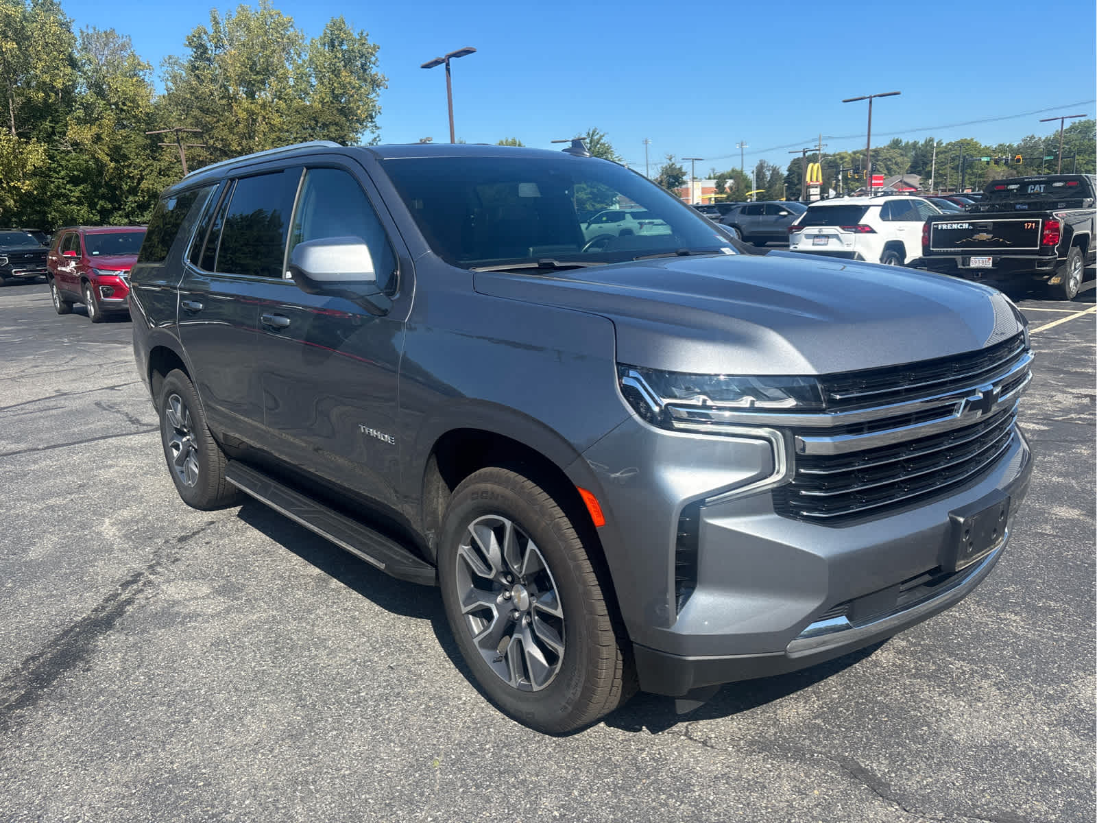 2021 Chevrolet Tahoe LT - Photo 2