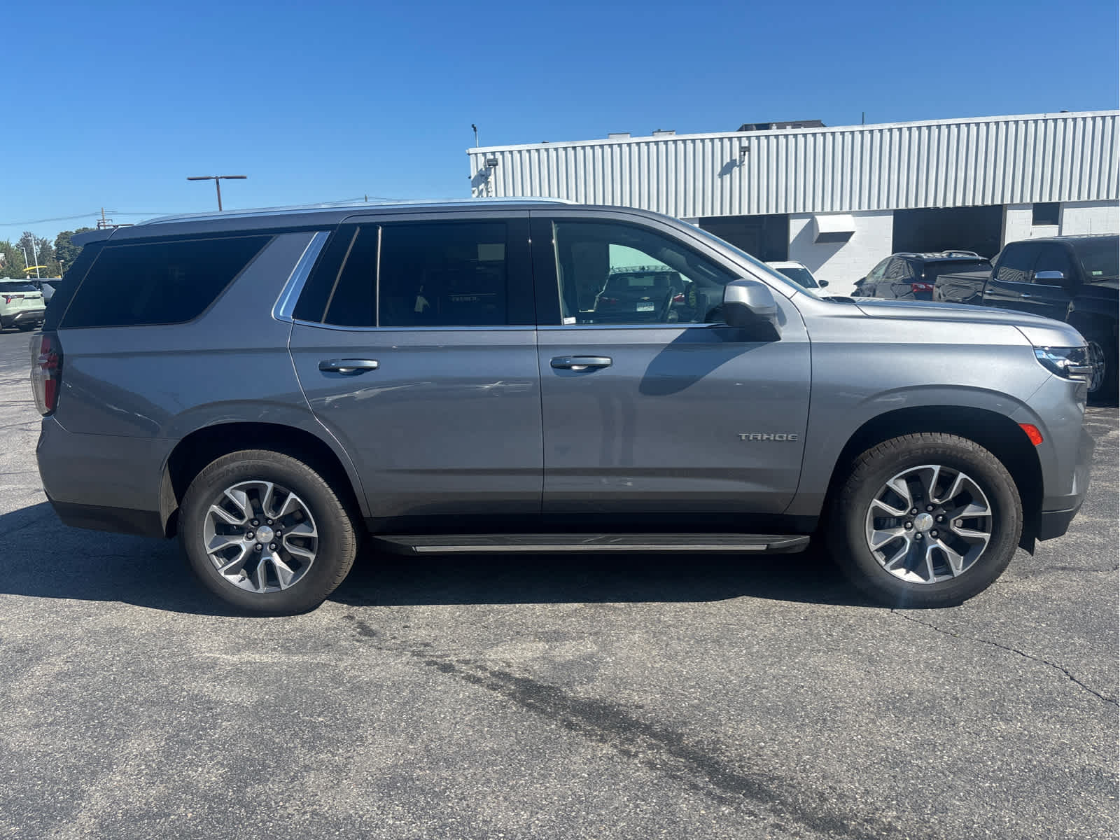 2021 Chevrolet Tahoe LT - Photo 3