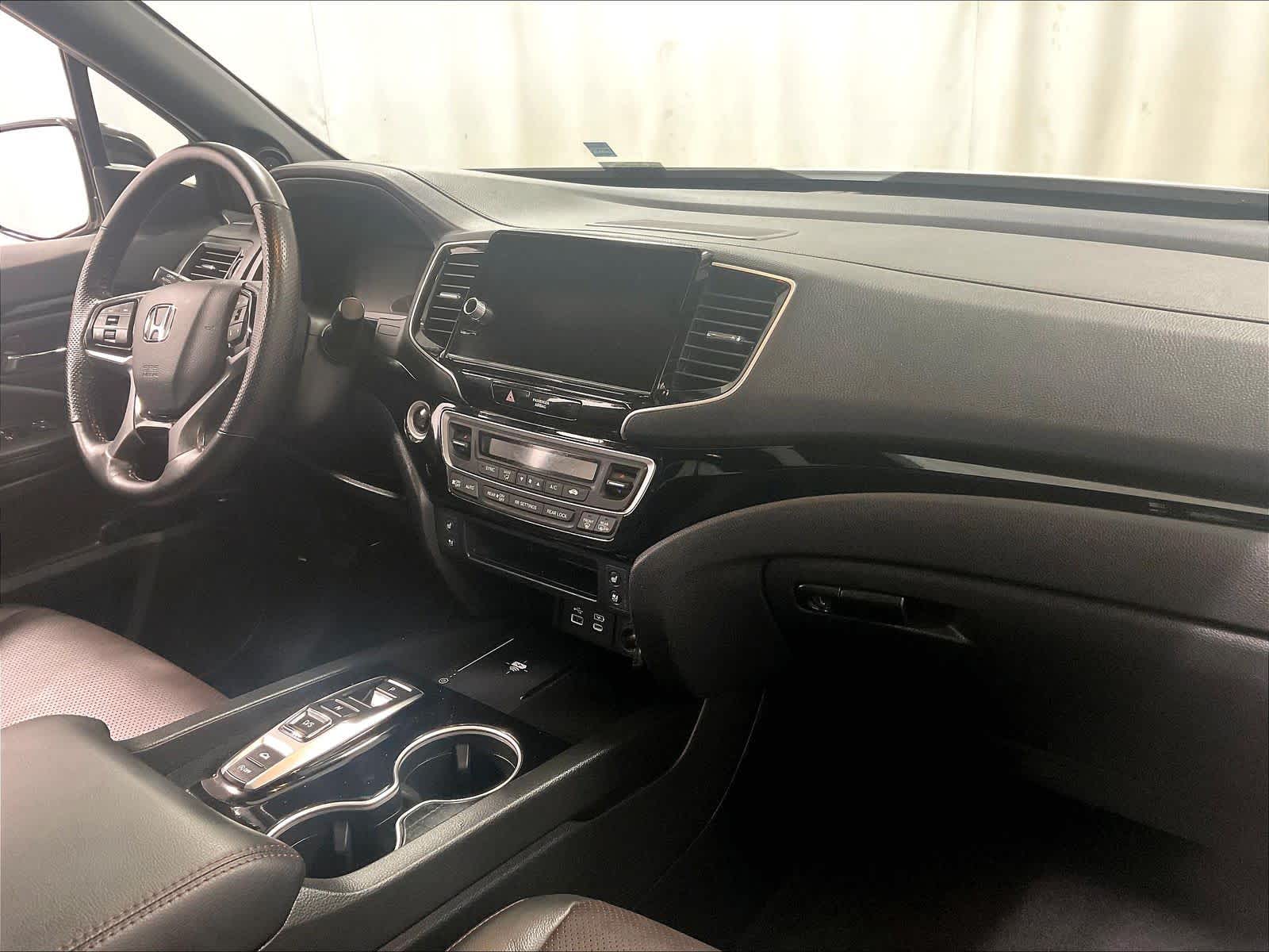 2024 Honda Ridgeline Black Edition - Photo 14