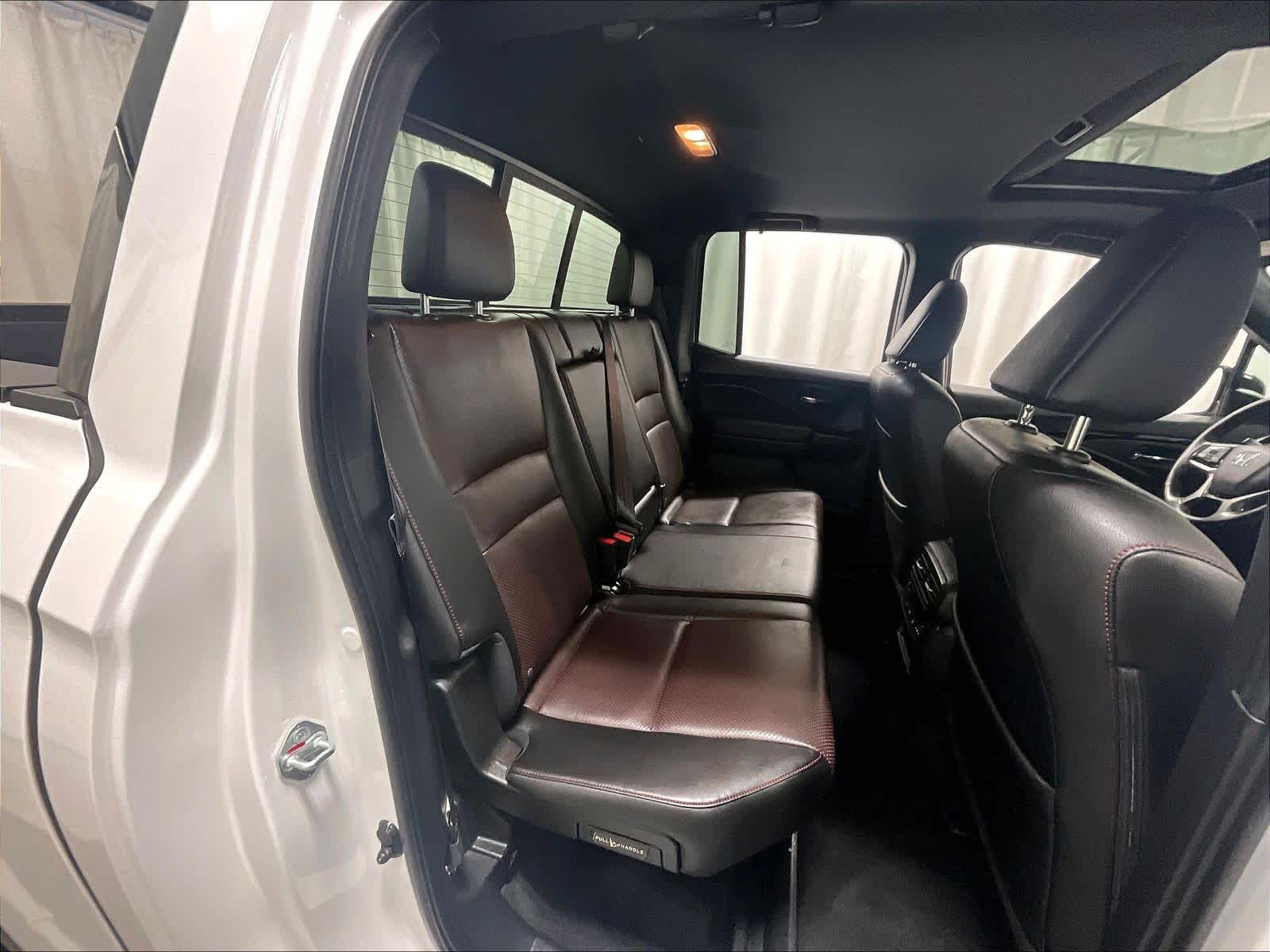 2024 Honda Ridgeline Black Edition - Photo 16