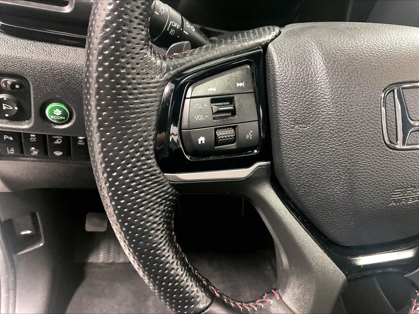 2024 Honda Ridgeline Black Edition - Photo 23