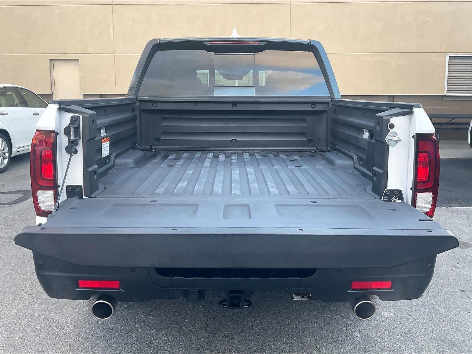 2024 Honda Ridgeline Black Edition - Photo 32