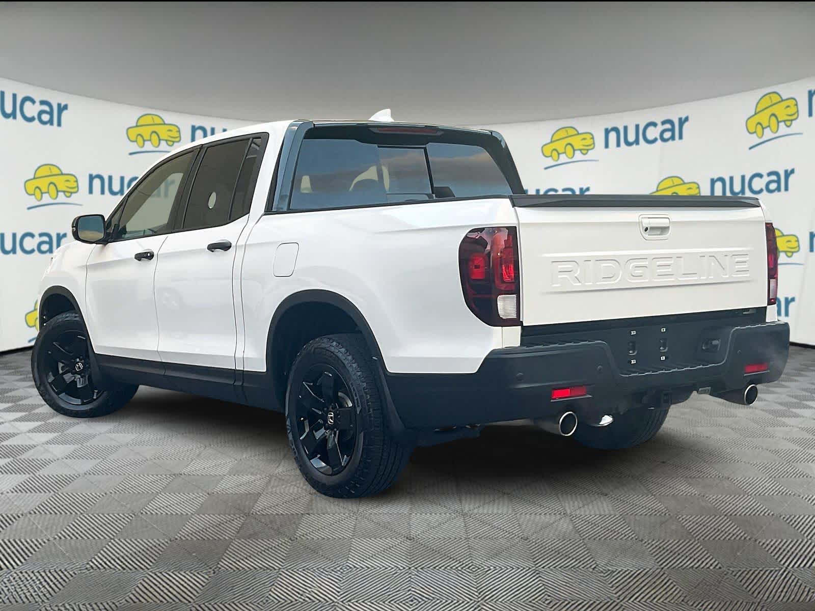 2024 Honda Ridgeline Black Edition - Photo 4