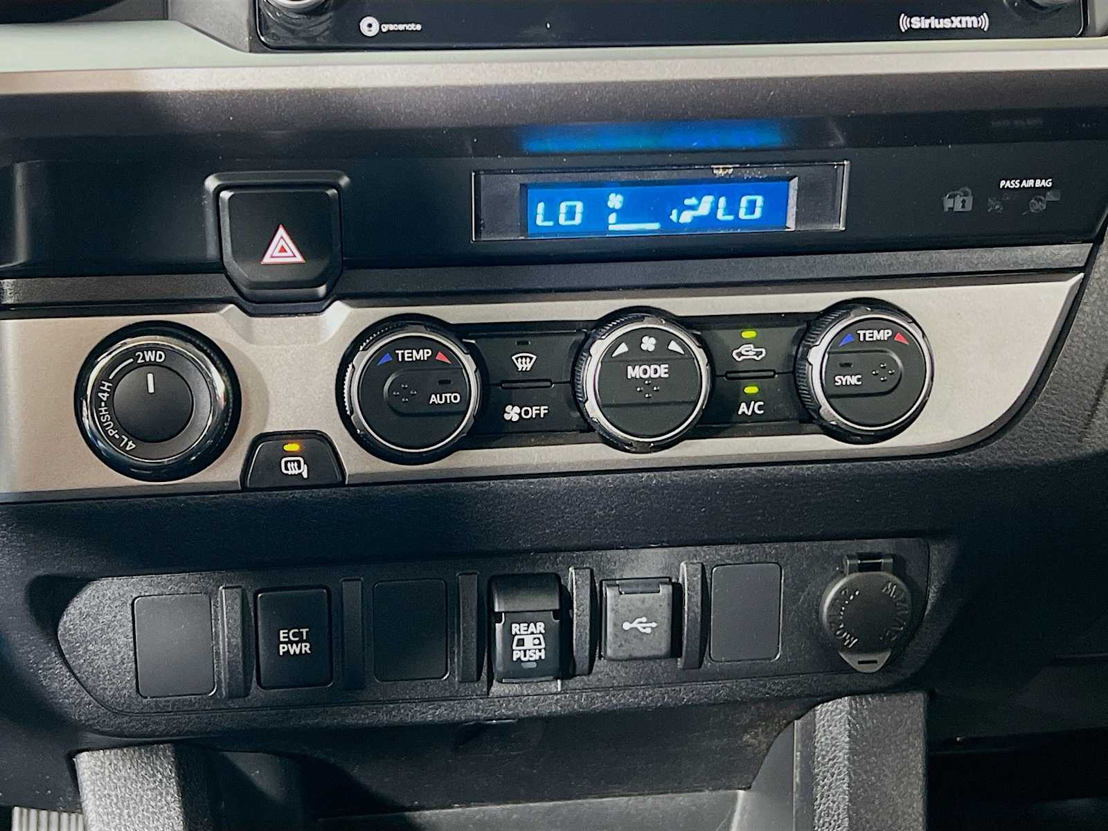 2022 Toyota Tacoma SR5 - Photo 15