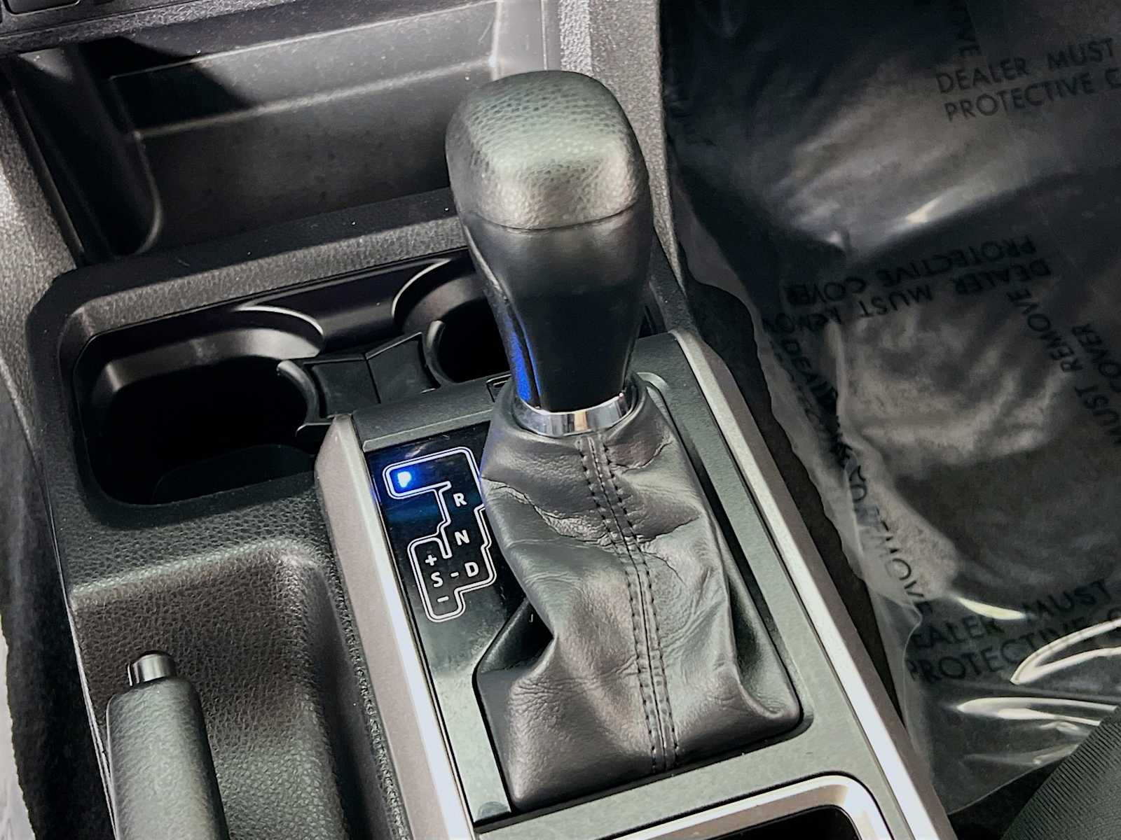 2022 Toyota Tacoma SR5 - Photo 16